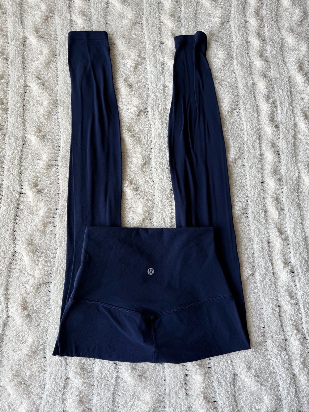 Lululemon align super high rise 31” navy blue leggings size 4 tall